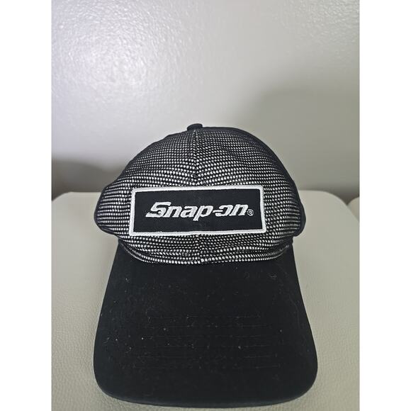 Snap-on Tools Black & White Mesh Adjustable Snap Hat Cap - Picture 1 of 3
